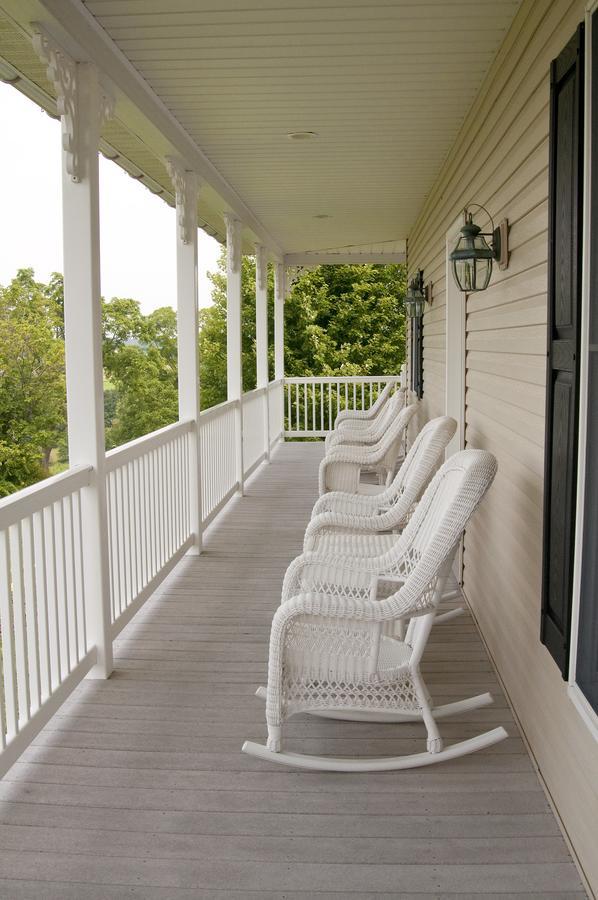 Carlisle Country Inn Berlin Exterior foto